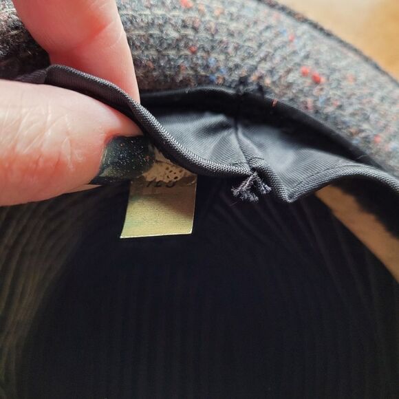 VINTAGE tweed gray wool speckled fedora hat with buckle detail - Picture 7 of 7
